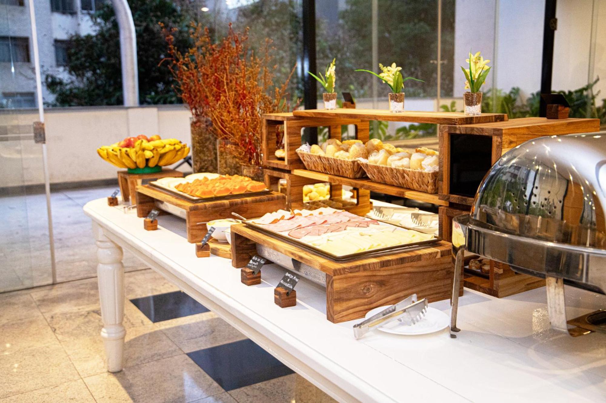 Hotel Bh Palace Μπέλο Οριζόντε Εξωτερικό φωτογραφία